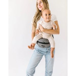 Tushbaby Hip Carrier-GREY